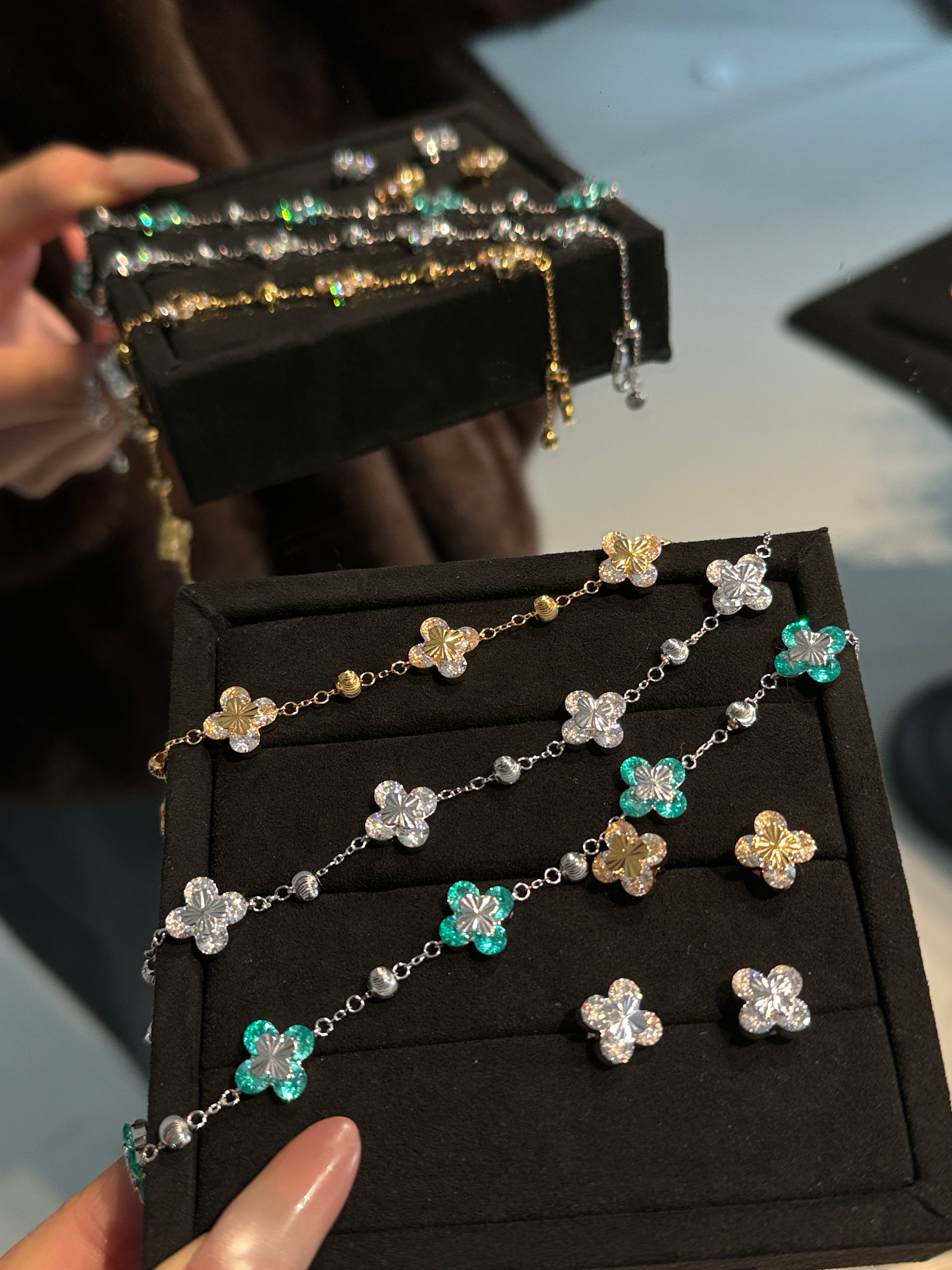 Dainty Clover Chain Bracelet