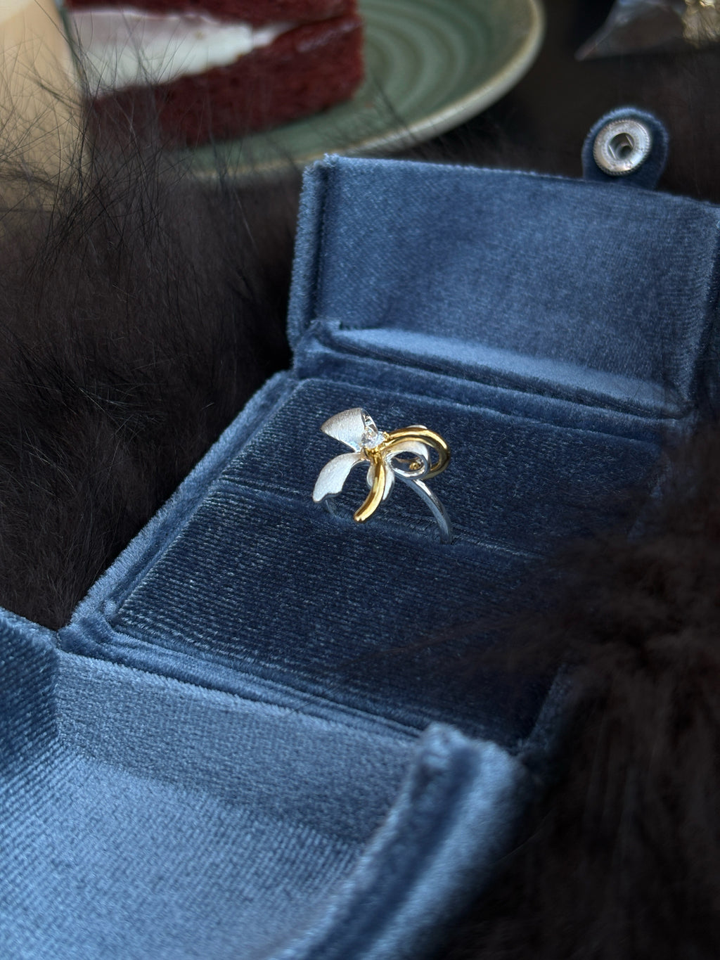Two-Tone Ribbon Bow Ring