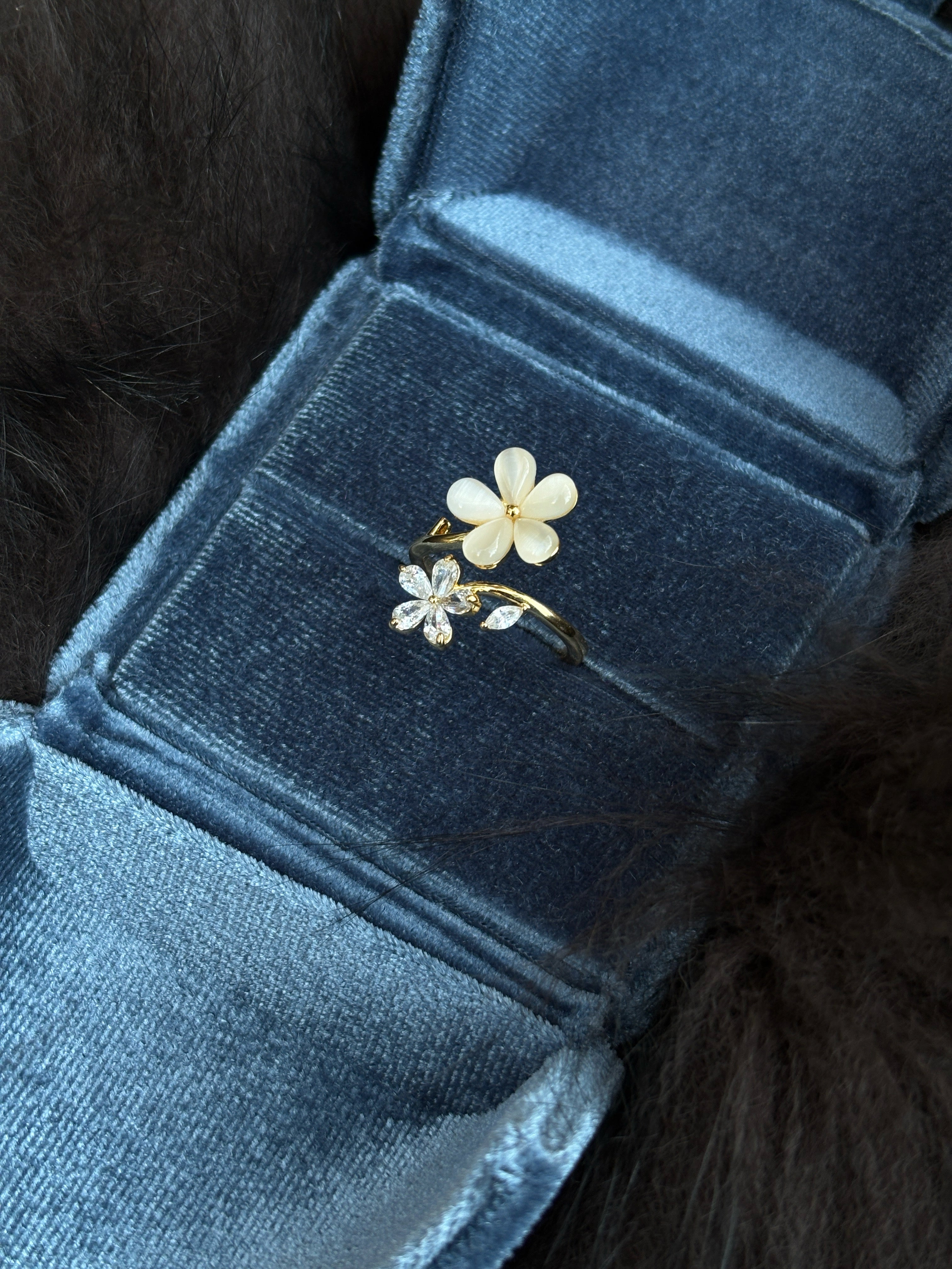 Ivory Petal & Crystal Flower Ring